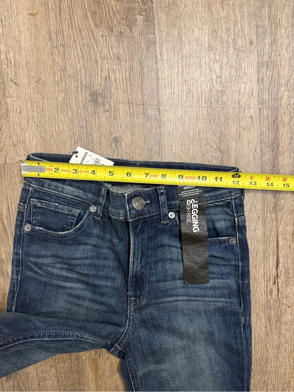 Express • High Rise Performance Stretch Jeggings - Picture 7 of 13
